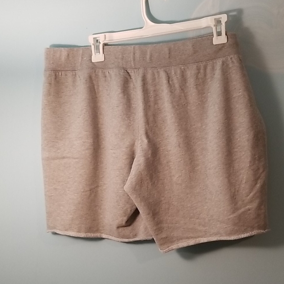 Aeropostale long gray and pink logo shorts XL - Picture 2 of 4